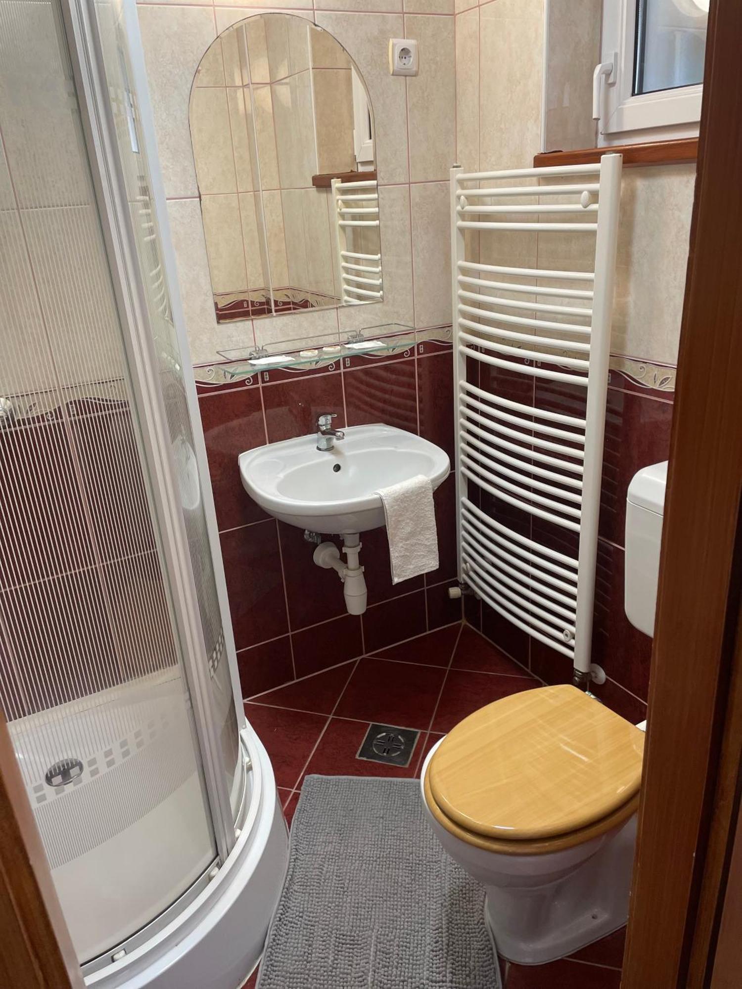 Rozsakert Apartmanhaz Hajdúszoboszló Exterior foto